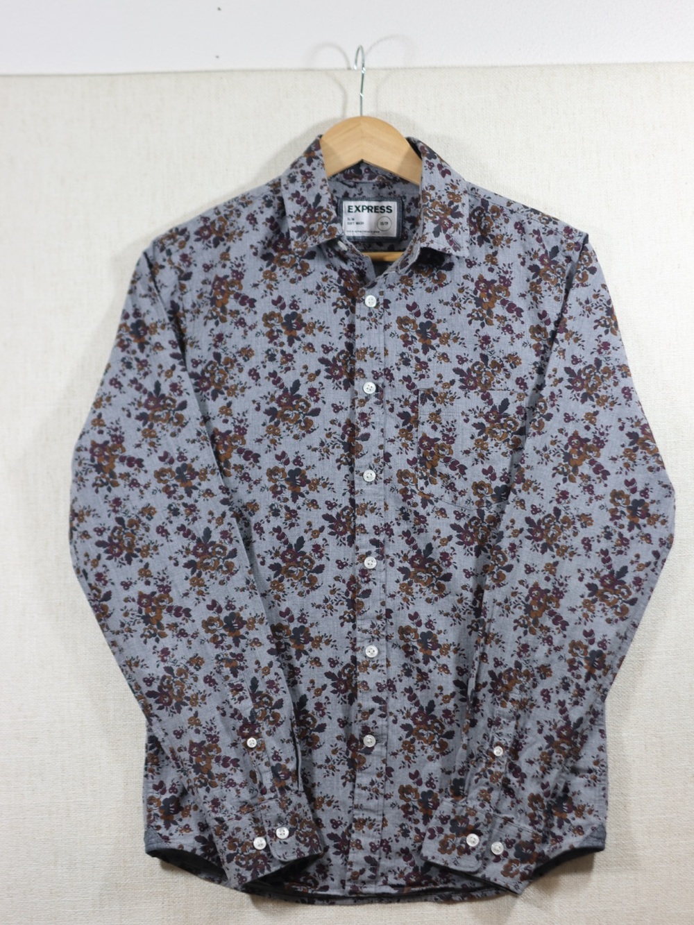Express Men’s Gray Floral Button-Down Shirt with Brown Accents